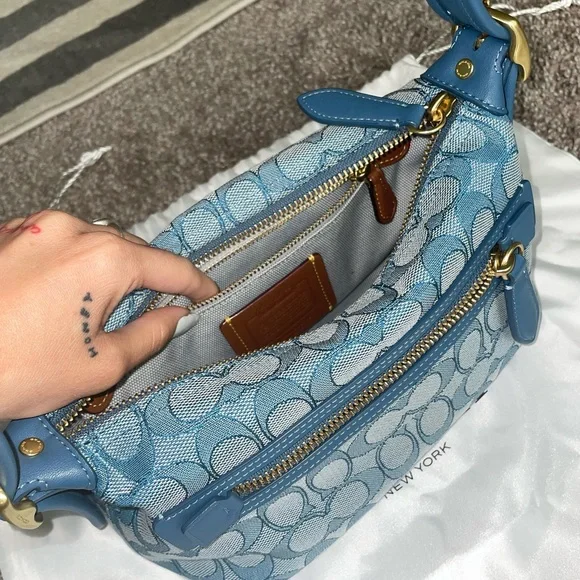 バッグ Coach Signature Demi Leather Pouch Blue Coach Signature Demi mini Pouch Hand Bag Canvas Leather All